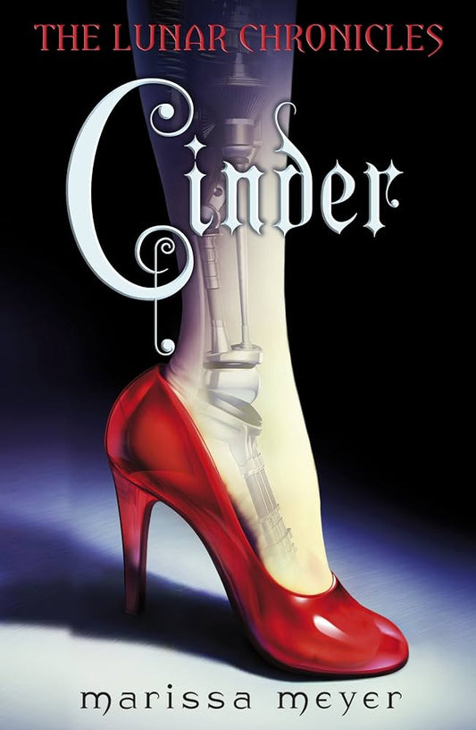 The Lunar Chronicles: Cinder - Dubai - Buy Used/Second-Hand Books - BookHero